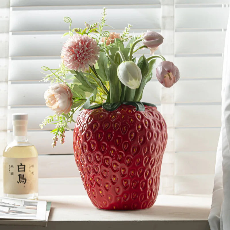 Strawberry Vase Ceramic Vase Cartoon Fruit Floral Arrangement Accessories Hydroponics Terrarium Home Decoration Accessories